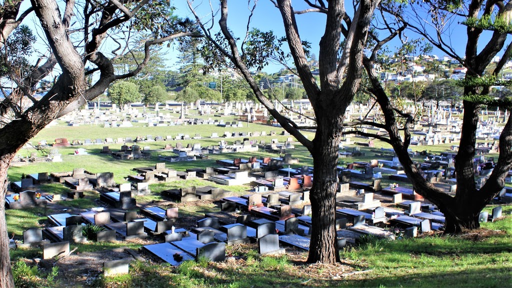 Kiama Cemetery | Princes Hwy, Bombo NSW 2533, Australia | Phone: (02) 4232 0444