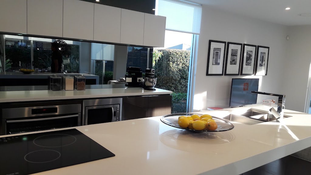 Sarpel Homes | 18 Ernesta Pl, Bella Vista NSW 2153, Australia | Phone: (02) 9629 7788