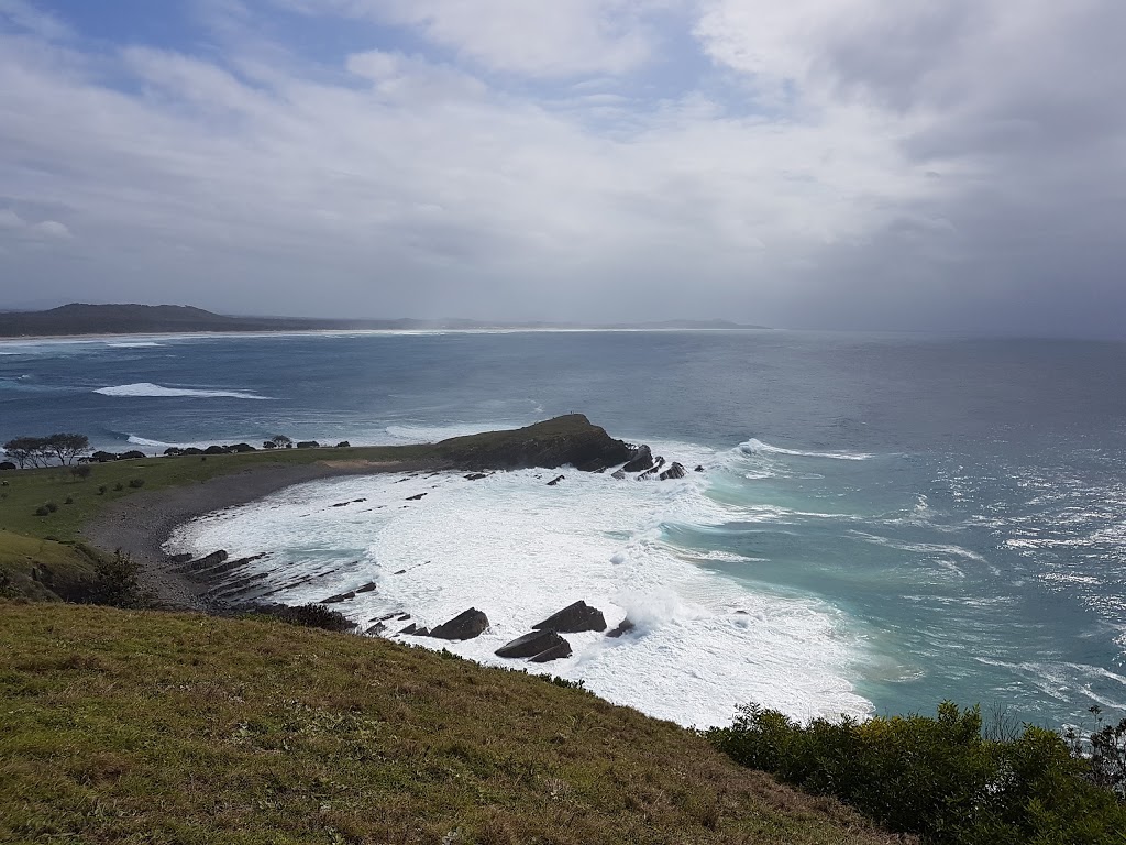 Off Leash Dog Beach | park | LOT 295 Hutcheson St, Hat Head NSW 2440, Australia