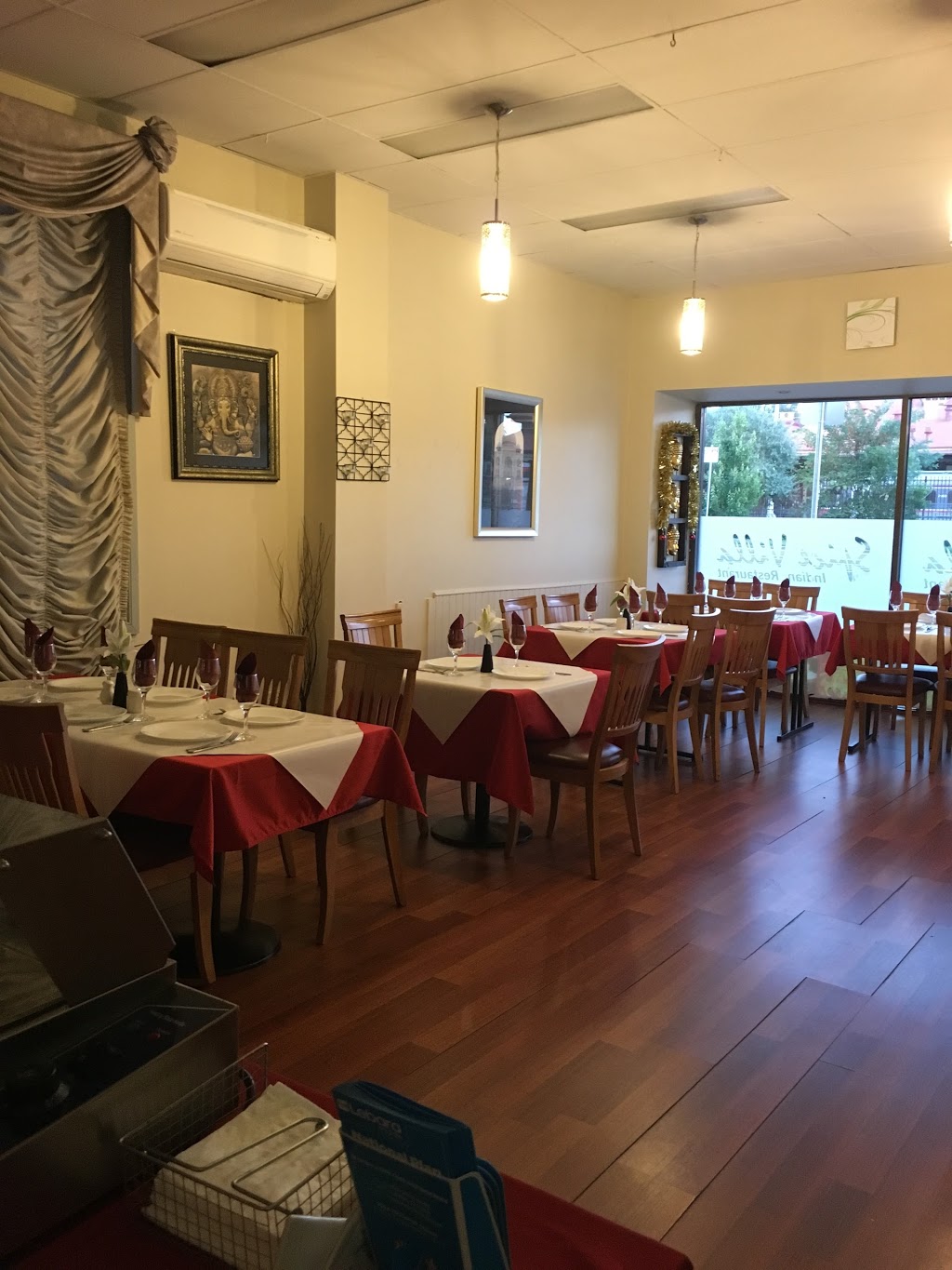 Spice Villa Indian Restaurant | restaurant | 30 Station St, Seymour VIC 3660, Australia | 0357990996 OR +61 3 5799 0996