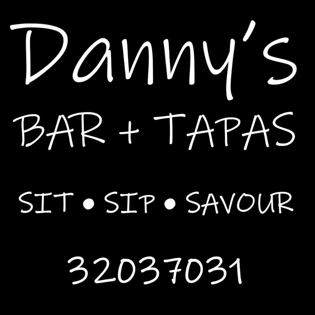 Dannys | 89 Landsborough Ave, Scarborough QLD 4020, Australia | Phone: (07) 3203 7031
