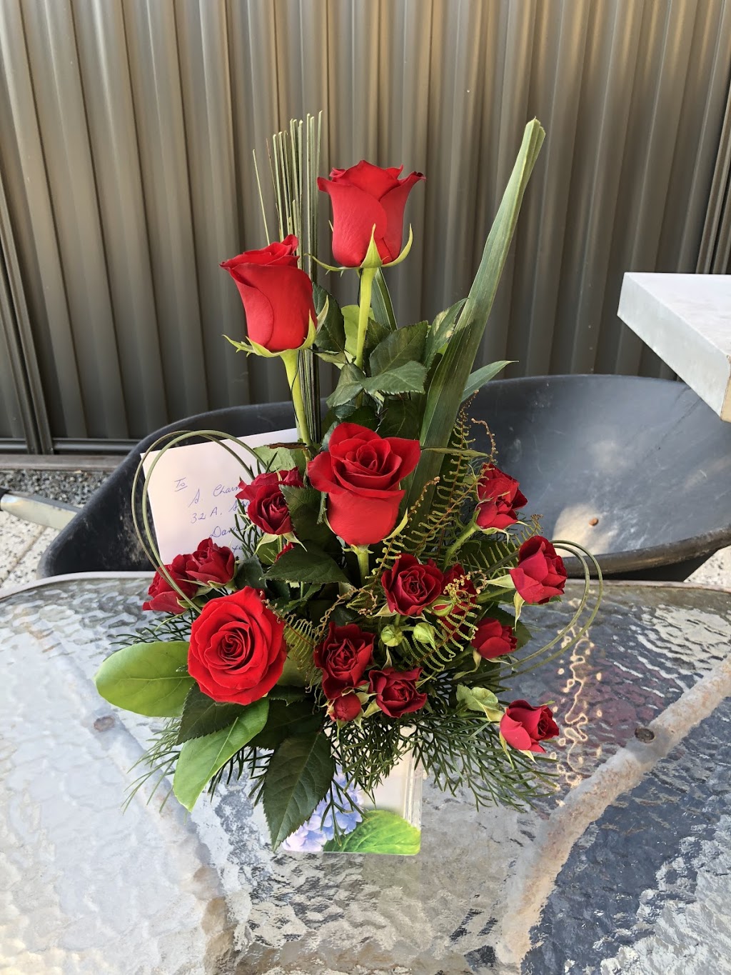 Middle Park Florist Brisbane | Park Village Shopping Centre, 7/27 Riverhills Rd, Middle Park QLD 4074, Australia | Phone: (07) 3279 3588