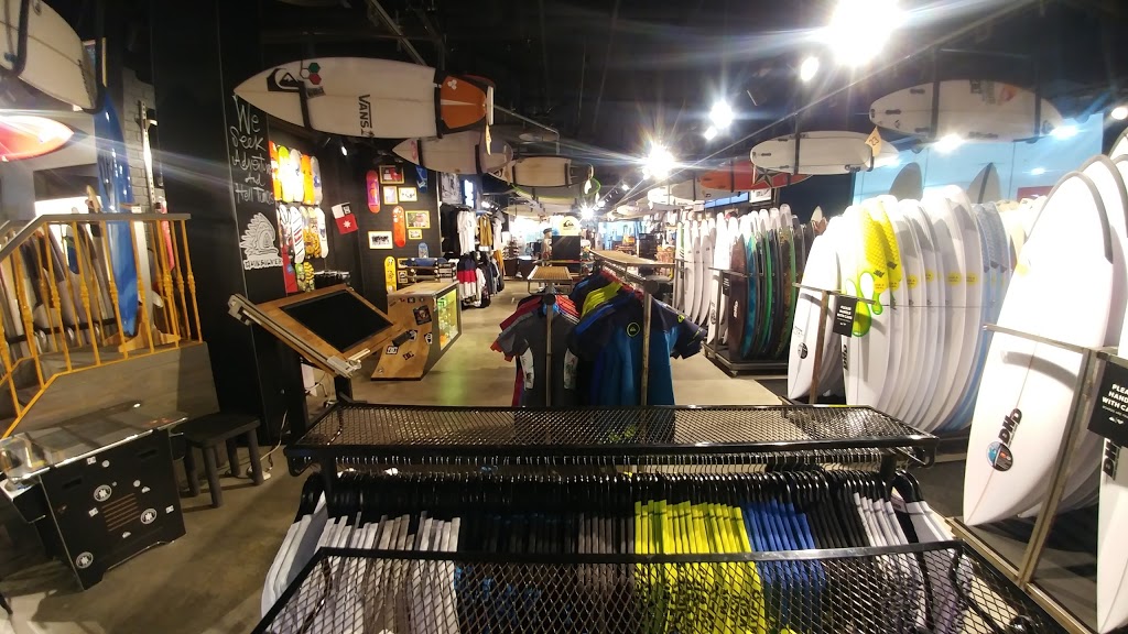 Boardriders Coolangatta | store | 72-80 Marine Parade, Coolangatta QLD 4225, Australia | 0755995551 OR +61 7 5599 5551