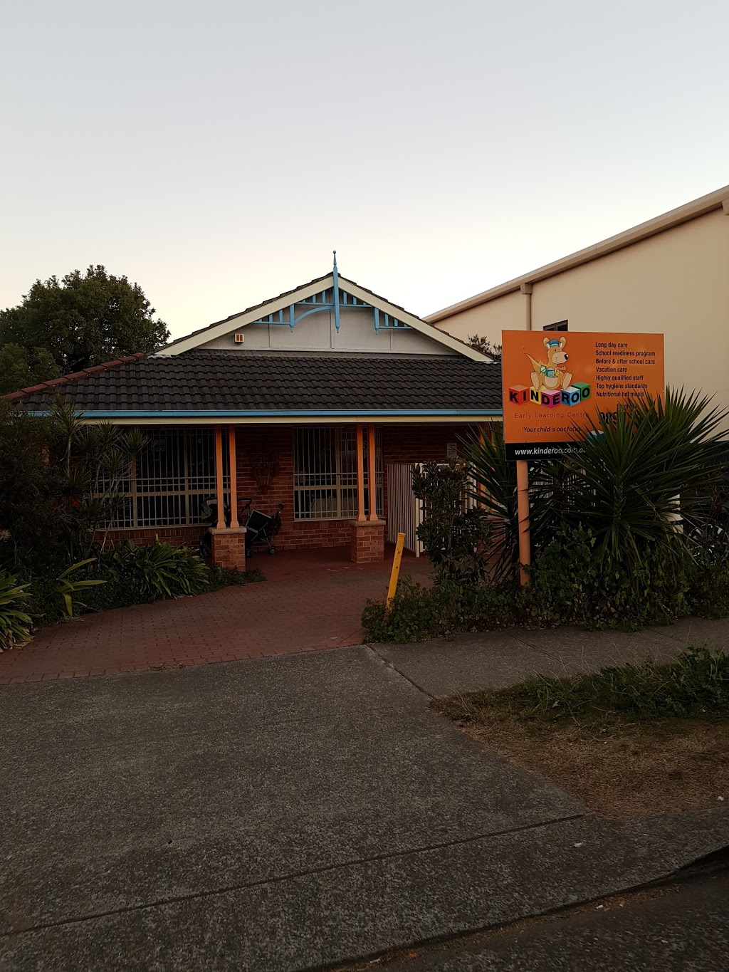 Kinderoo | school | 38 Eleanor St, Rosehill NSW 2142, Australia | 0298971146 OR +61 2 9897 1146