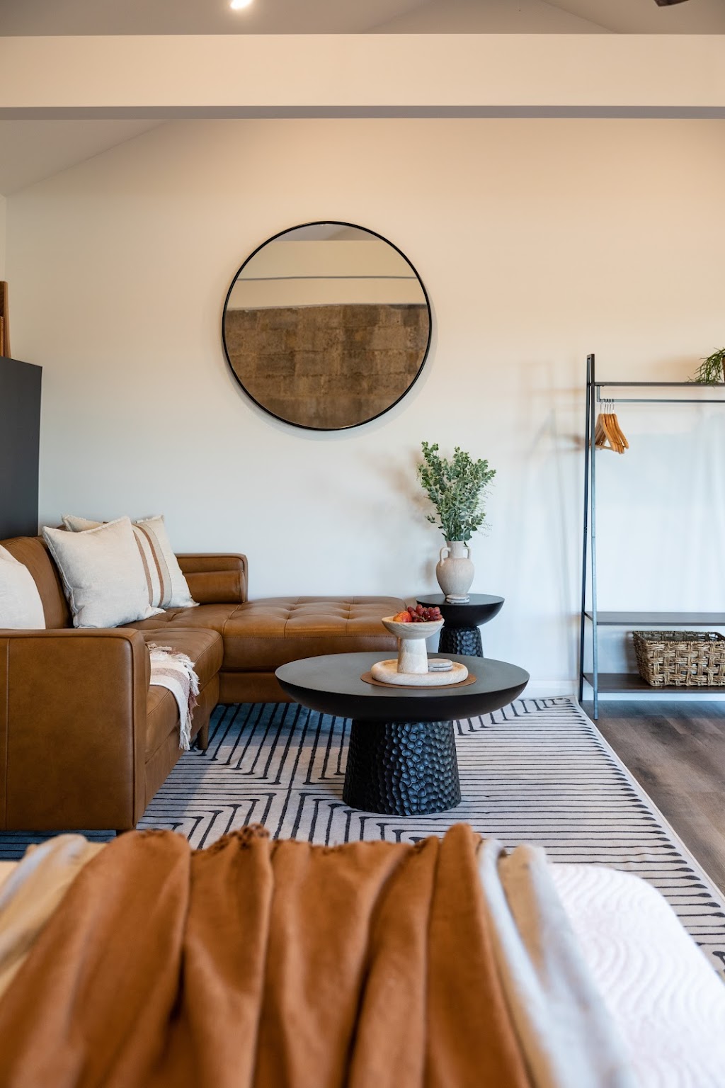 The Milk Shed - Pokolbin Farm Stay | 536 De Beyers Rd, Pokolbin NSW 2320, Australia | Phone: 0499 536 536