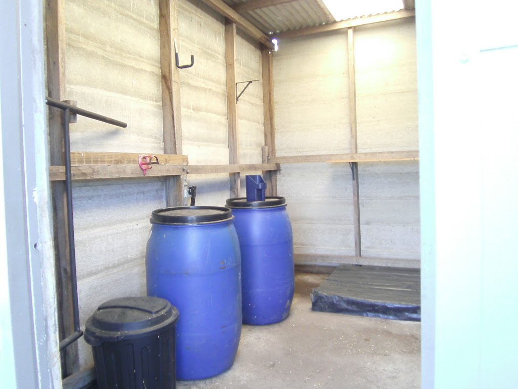 Lazy J Horse Agistment | D515 Princes Hwy, Comberton NSW 2540, Australia | Phone: 0415 404 202