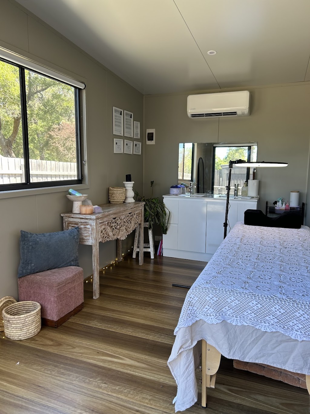 Created by Tee | 16 Bellbird Ave, Launching Place VIC 3139, Australia | Phone: 0407 916 929