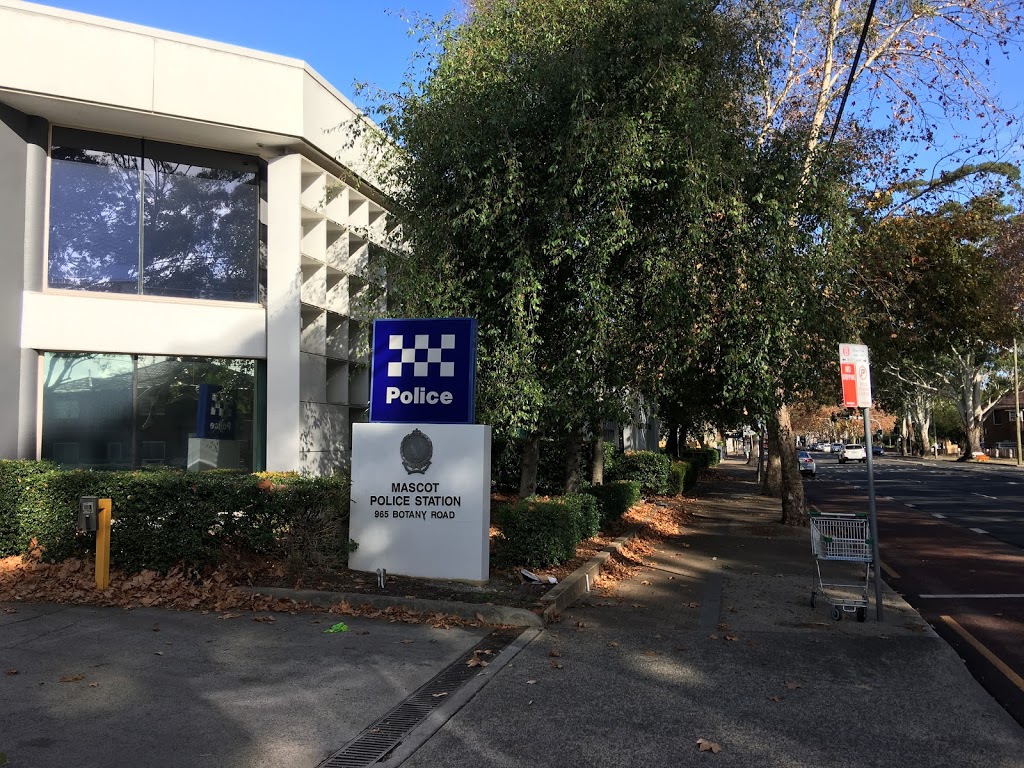 Mascot Police Station | police | 965 Botany Rd, Mascot NSW 2020, Australia | 0283387399 OR +61 2 8338 7399