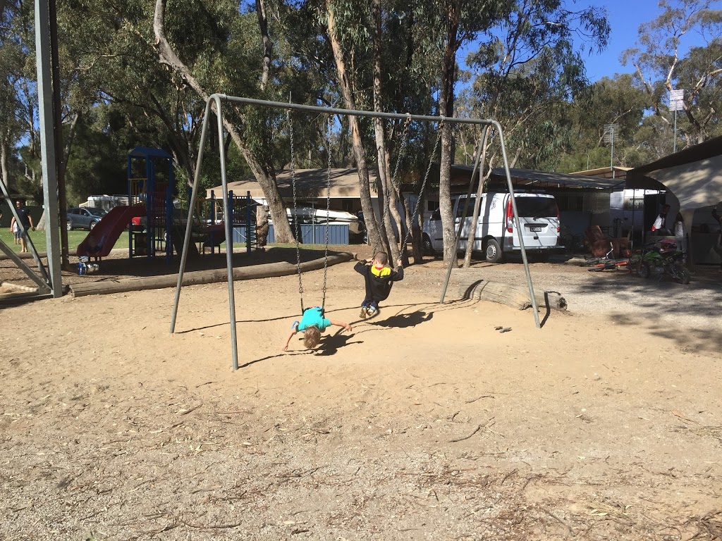 Torrumbarry Weir Holiday Park | campground | 835 Weir Rd, Torrumbarry VIC 3564, Australia | 0354877277 OR +61 3 5487 7277