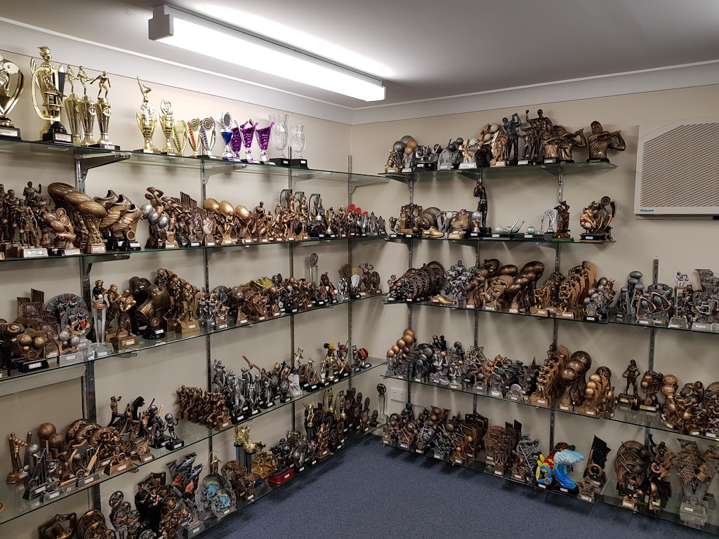 Grinners Trophies | store | Unit 2/156 Abbotsford Rd, Bowen Hills QLD 4006, Australia | 0732572448 OR +61 7 3257 2448