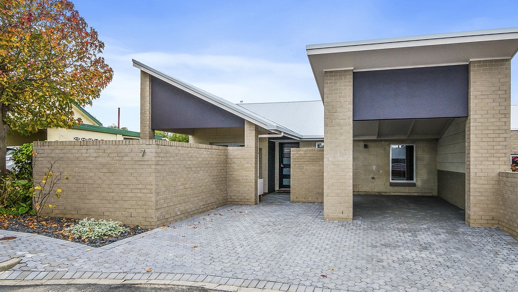 Mt Gambier Apartments | lodging | 17 Crouch St S, Mount Gambier SA 5290, Australia | 0409838599 OR +61 409 838 599
