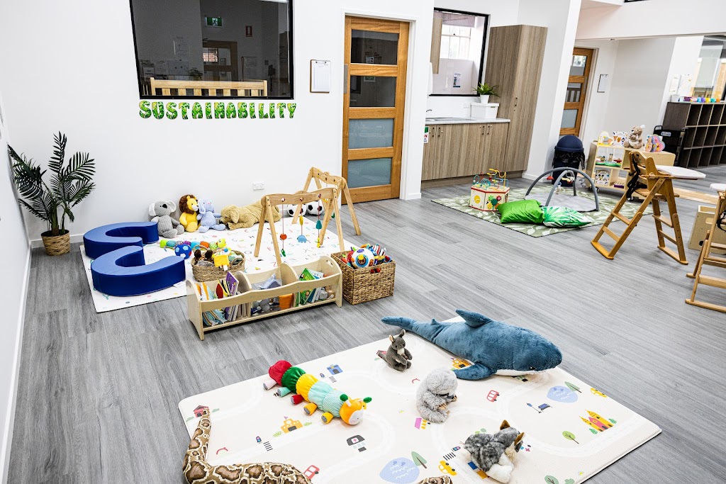 Bright Minds Academy Abbotsbury | 10/60-68 Stockdale Cres, Abbotsbury NSW 2176, Australia | Phone: (02) 9610 3929