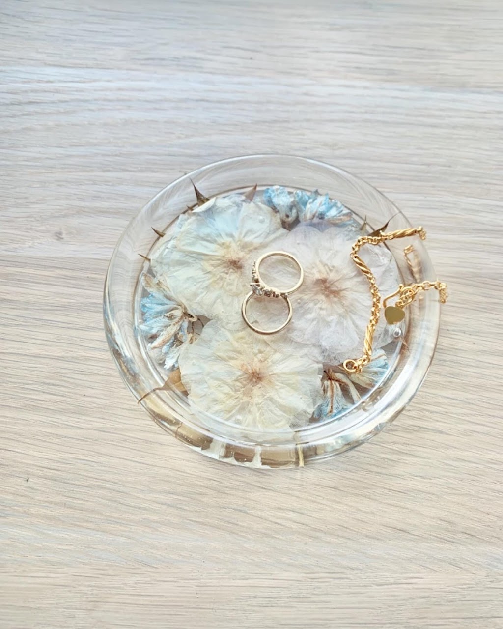 Keep Me In the Moment Florals | Robert St, Tenambit NSW 2320, Australia | Phone: 0475 746 382