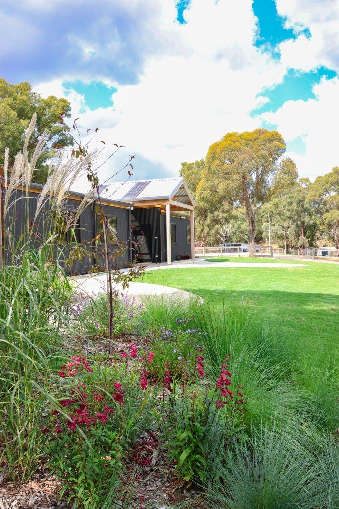 Log Cabin Camp Homestead | 240 Ascot-Creswick Rd, Creswick VIC 3363, Australia | Phone: (03) 5345 2756