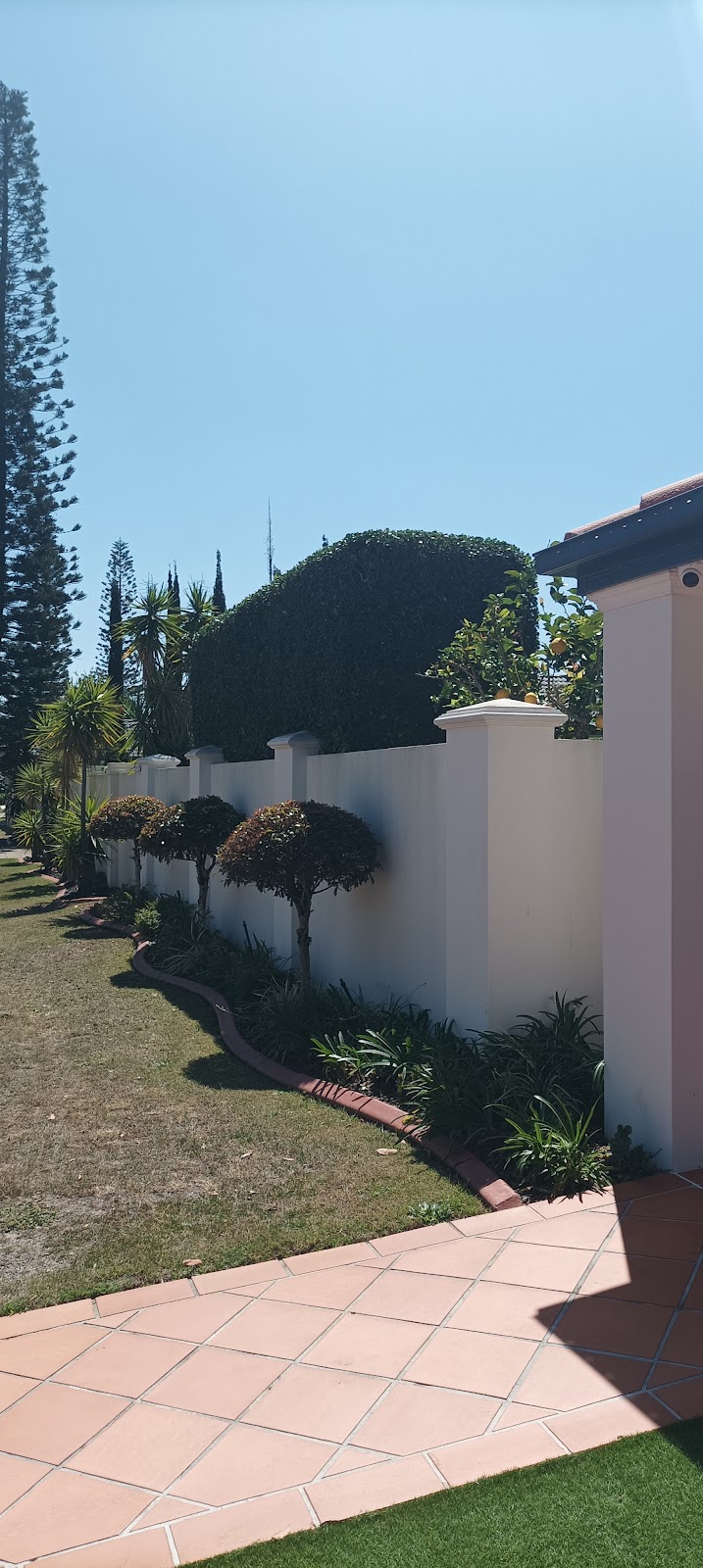 House Huggie | 9 Masters St, Arundel QLD 4215, Australia | Phone: 0403 116 565