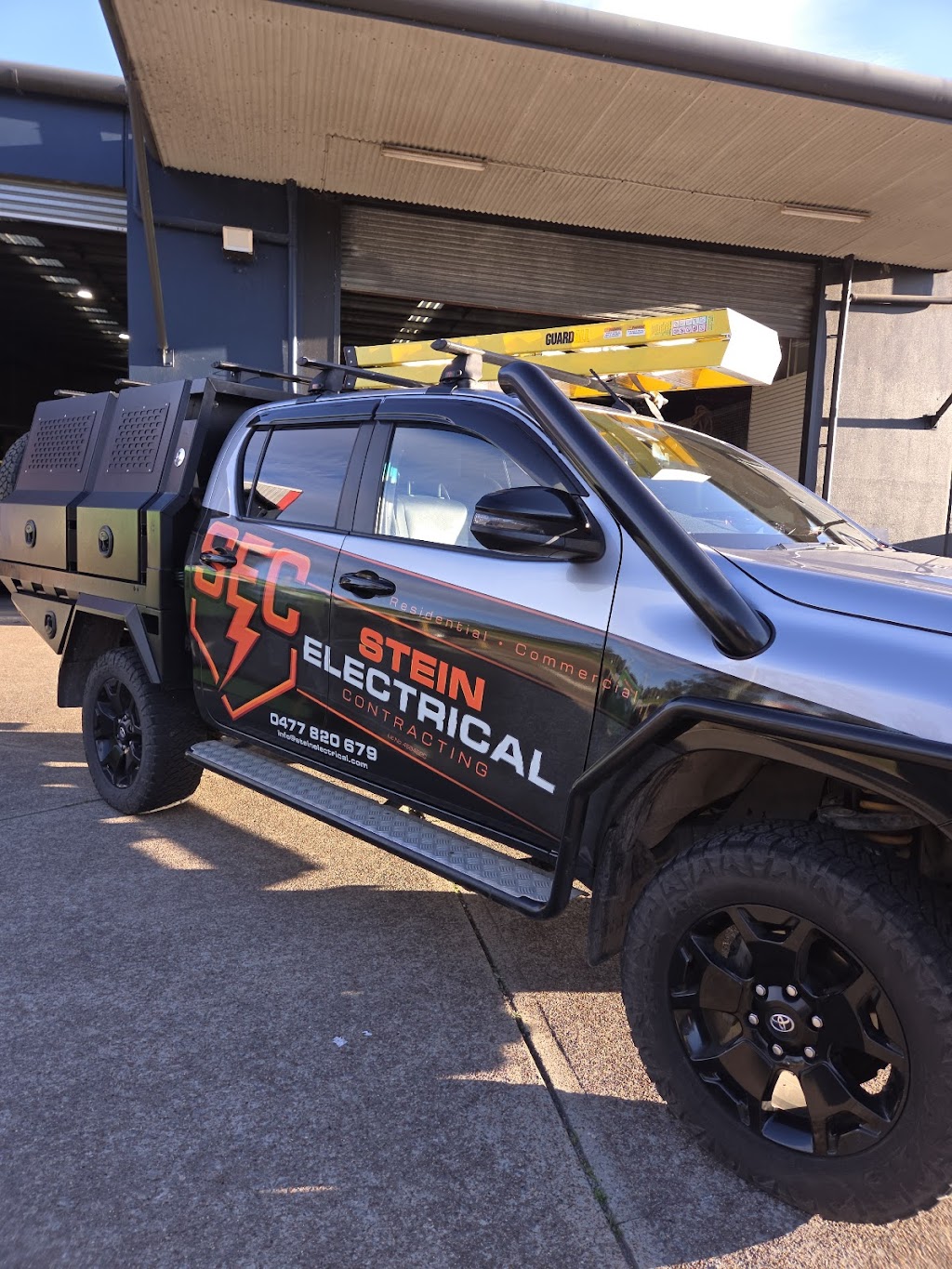 SEC Stein Electrical Contracting | 16 Wallaby Cl, Duns Creek NSW 2321, Australia | Phone: 0477 820 679