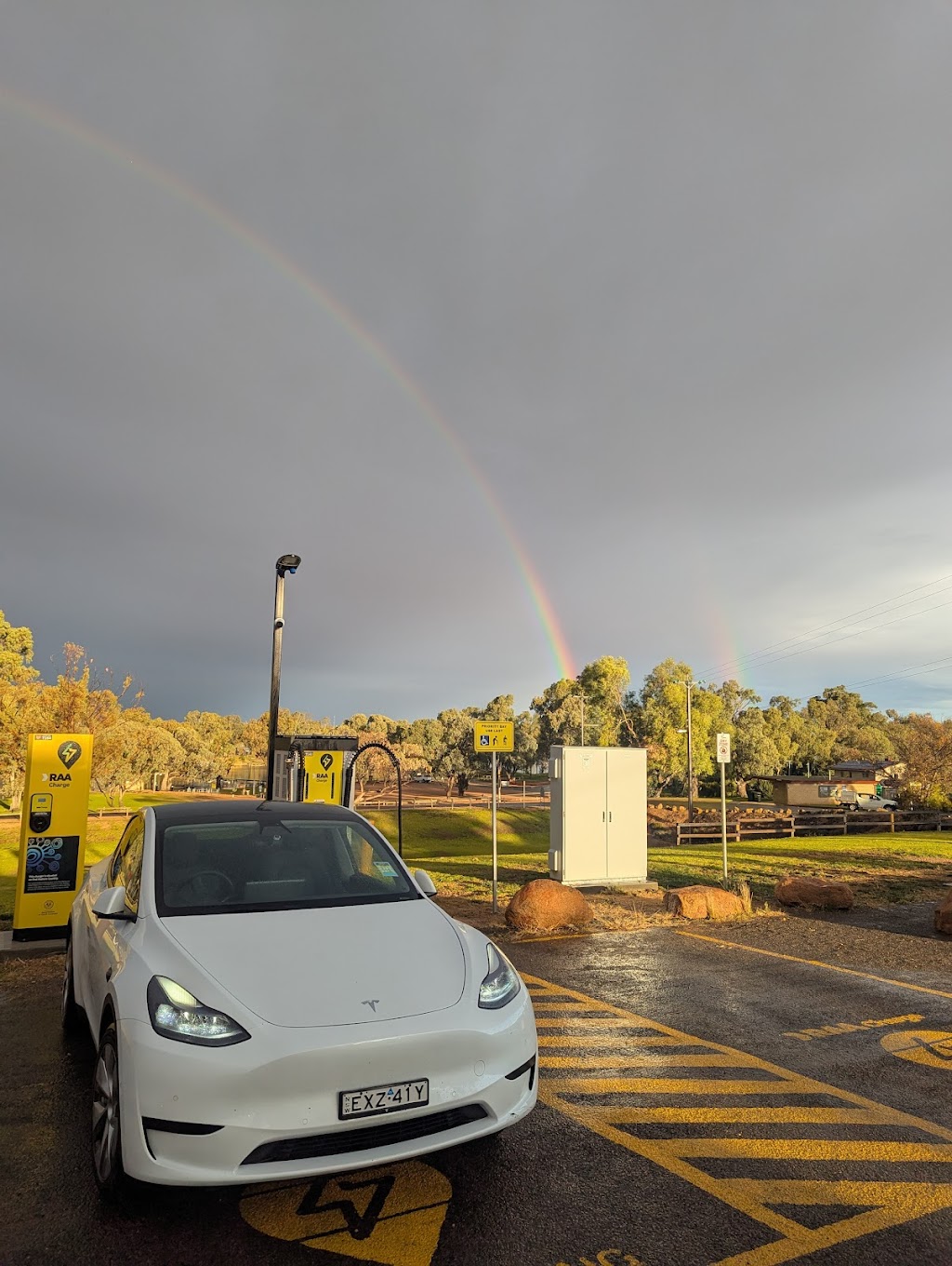 Chargefox Charging Station | 17 Railway Terrace, Morgan SA 5320, Australia | Phone: 1300 518 038