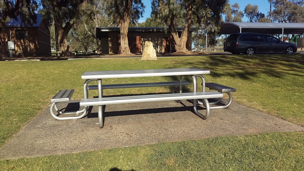 Leonard Norman Park | Waikerie SA 5330, Australia