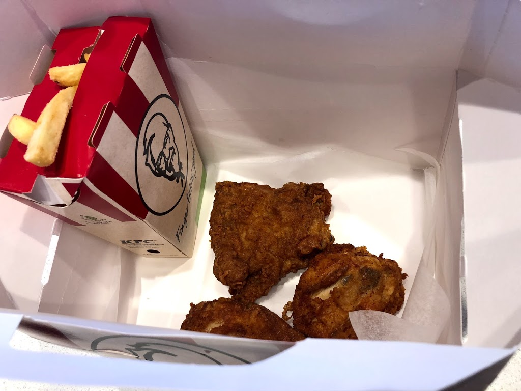KFC Irymple | meal takeaway | 617-633 Fifteenth St, Mildura VIC 3550, Australia | 0350230743 OR +61 3 5023 0743