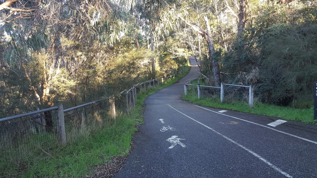 Koonung Trail Doncaster | Doncaster Rd & M3 & State Route 36 & Eastern Fwy, Balwyn North VIC 3104, Australia
