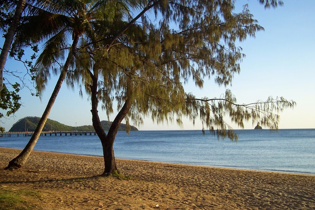 palm cove stayz | 3 Drupa St, Palm Cove QLD 4879, Australia | Phone: 0435 907 197