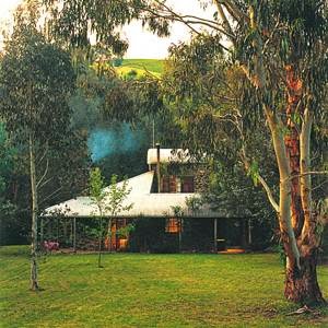 Kingbilli | lodging | 279 Cathedral Ln, Taggerty VIC 3714, Australia | 0357747302 OR +61 3 5774 7302