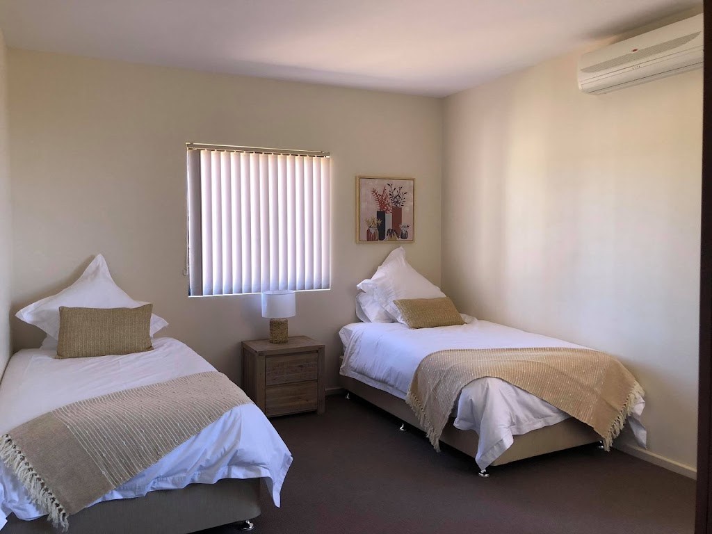 The Lookout Kalbarri | lodging | 17 Stemodia St, Kalbarri WA 6536, Australia | 0415237669 OR +61 415 237 669