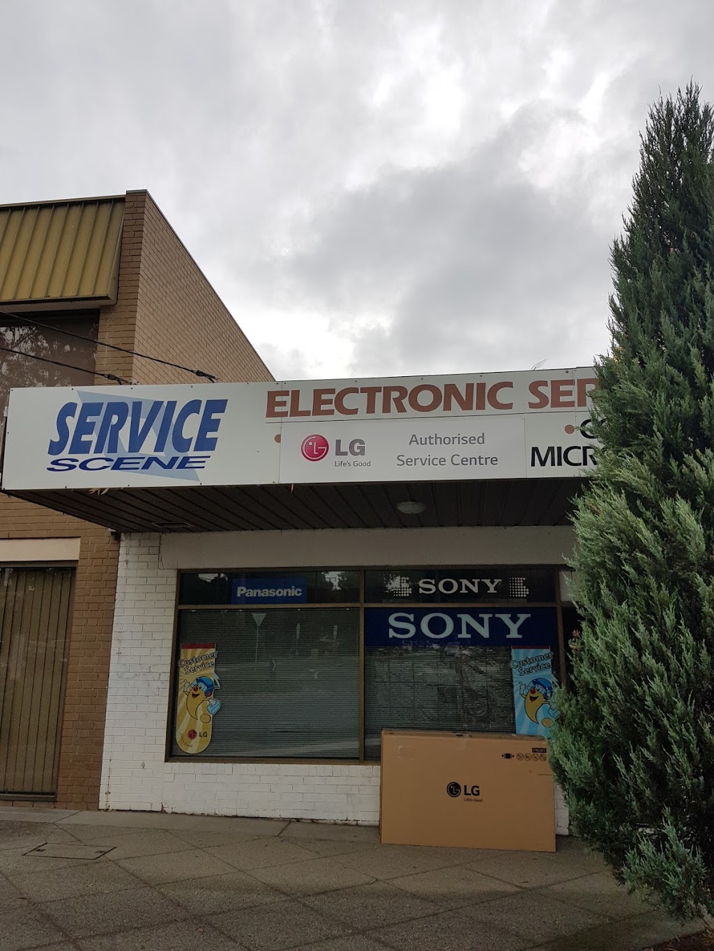 Service Scene | 61 Wadham Parade, Mount Waverley VIC 3149, Australia | Phone: (03) 9888 1844