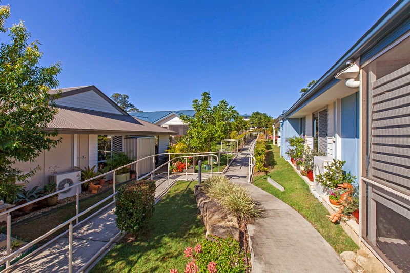 Oak Tree Retirement Village Boronia Heights | 2 Punjab Pl, Boronia Heights QLD 4124, Australia | Phone: (07) 3809 0436