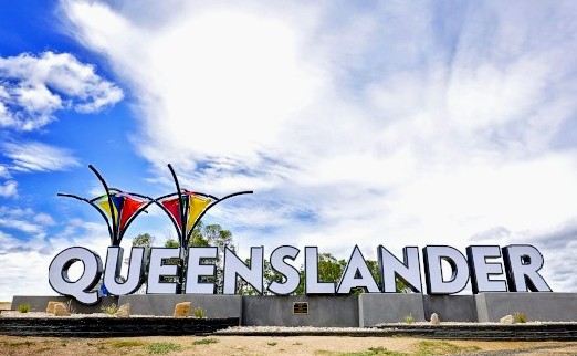QUEENSLANDER Sign | tourist attraction | 60 Tenterfield St, Wallangarra QLD 4383, Australia | 1800552700 OR +61 1800 552 700