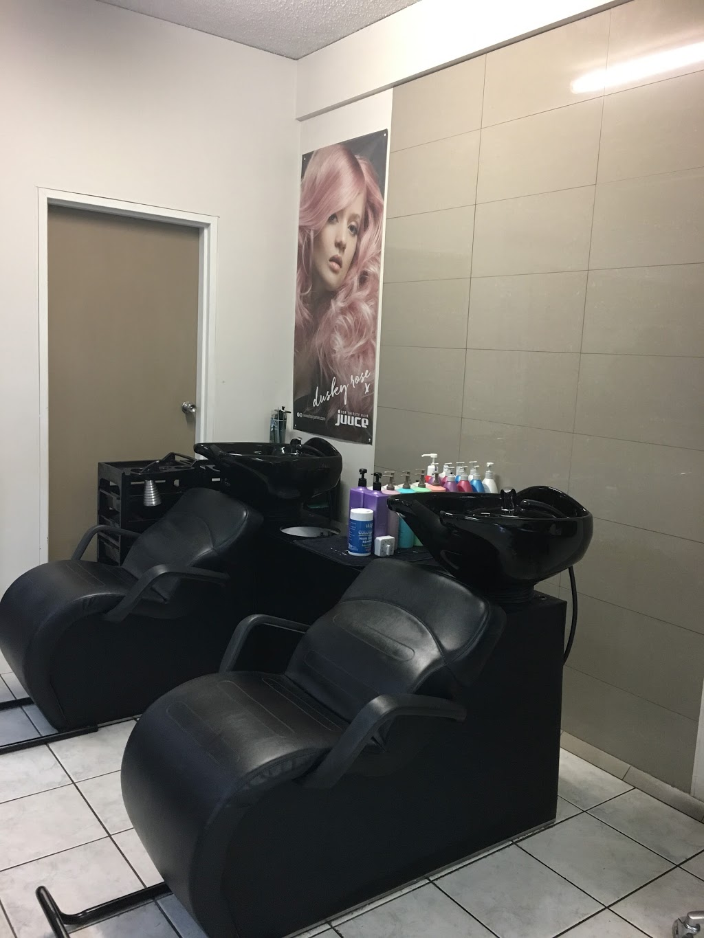 Classique Hair Studio | hair care | 519 Bells Line of Rd, Kurmond NSW 2757, Australia | 0245731551 OR +61 2 4573 1551