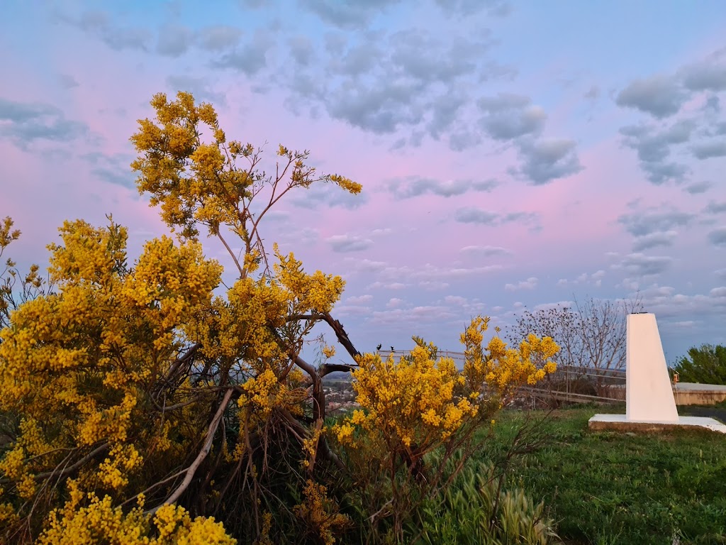 Blue Jacket Hill Lookout | Bluejacket Ln, Moorbel NSW 2804, Australia