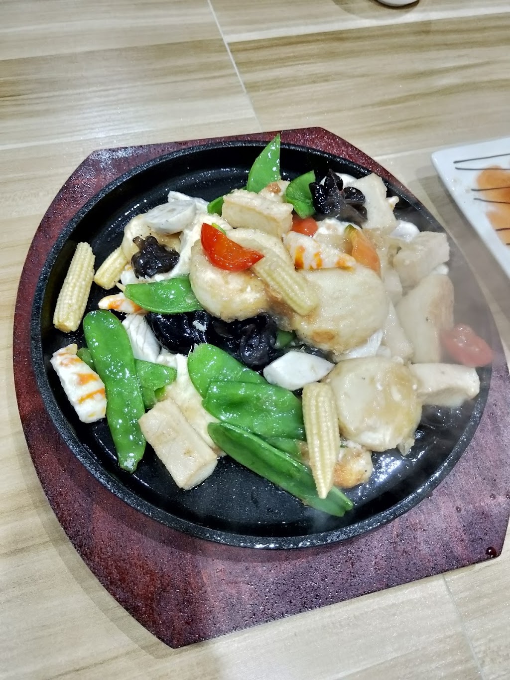 Yuan Yuan Vegetarian Delight | restaurant | 1a/2796 Logan Rd, Underwood QLD 4119, Australia | 0435242888 OR +61 435 242 888