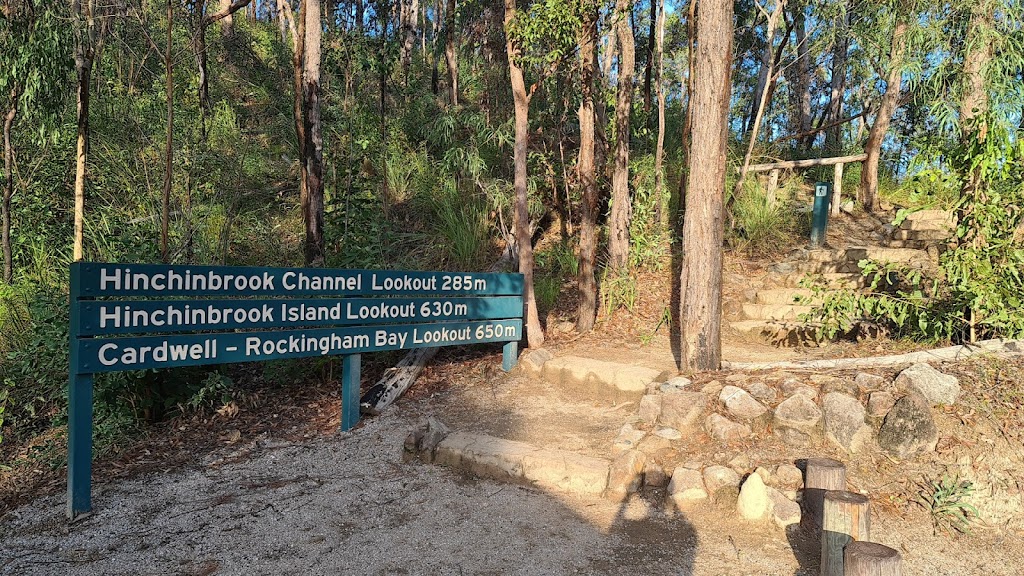 Cardwell Lookout | tourist attraction | Brasenose St, Cardwell QLD 4849, Australia | 0740662412 OR +61 7 4066 2412