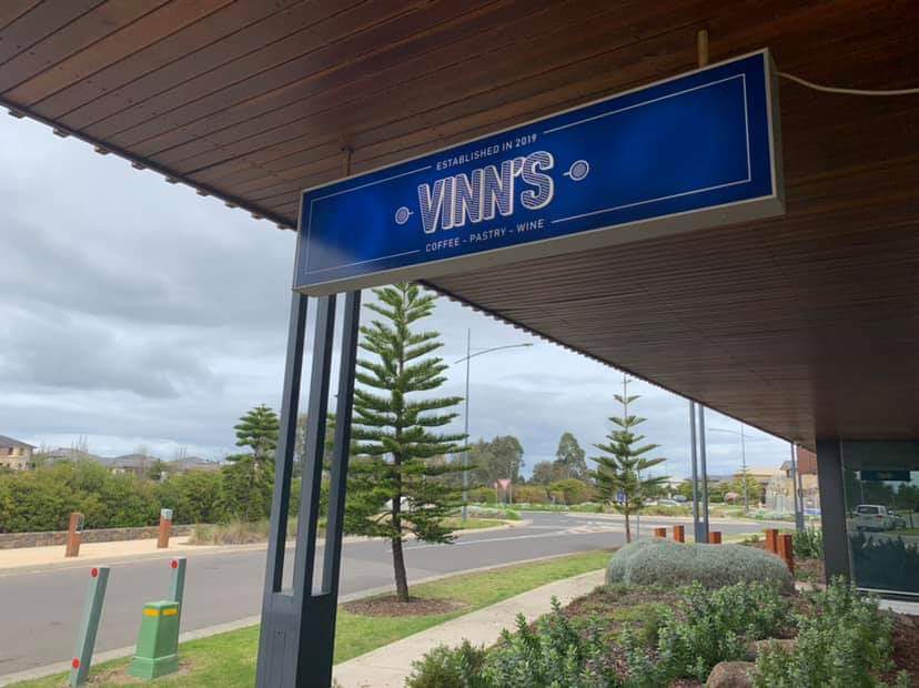 Vinns Café | restaurant | 261 Saltwater Promenade, Point Cook VIC 3030, Australia | 0383539058 OR +61 3 8353 9058