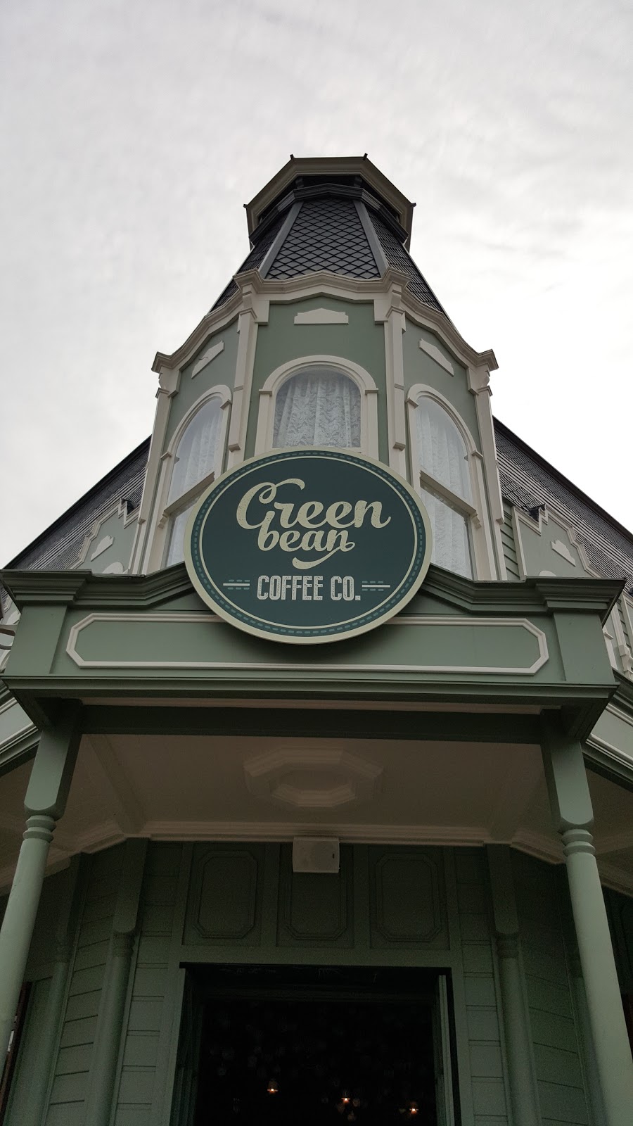 Green Bean Coffee Co. | cafe | 1 Dreamworld Pkwy, Coomera QLD 4209, Australia | 0755881111 OR +61 7 5588 1111