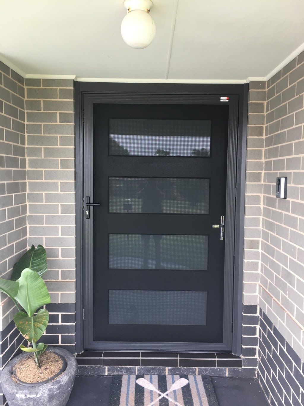 Bay & Basin Security Doors | 2690 Princes Hwy, Wandandian NSW 2540, Australia | Phone: (02) 4443 6048