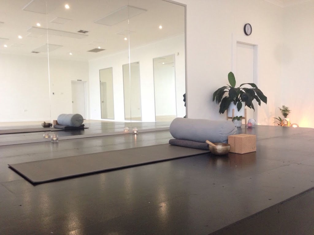 Love Yoga | gym | 5/32 Addison St, Shellharbour NSW 2529, Australia | 0242885384 OR +61 2 4288 5384