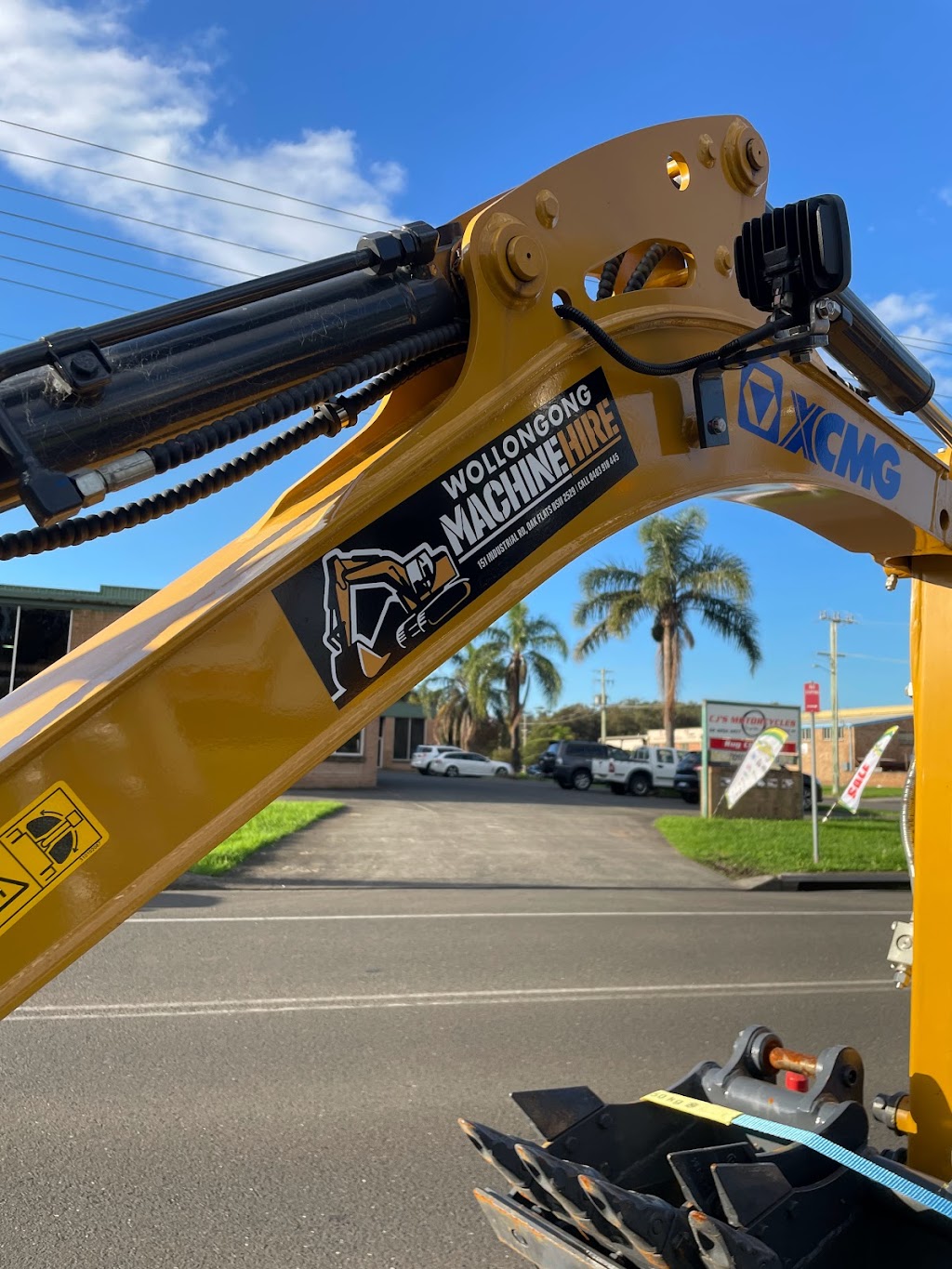 Wollongong Machine Hire - 1.7 Tonne Mini Excavator Hire |  | 151 Industrial Rd, Oak Flats NSW 2529, Australia | 0403918445 OR +61 403 918 445