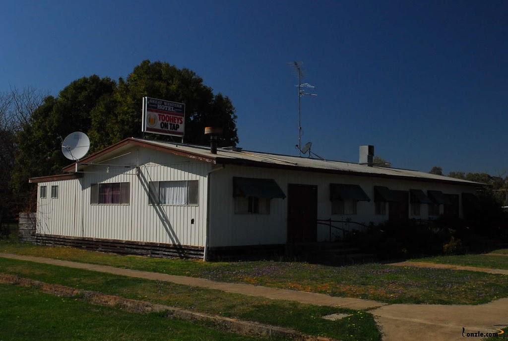 Australia Post - Gwabegar LPO | post office | 4 Anzac Parade, Gwabegar NSW 2356, Australia | 0268436345 OR +61 2 6843 6345