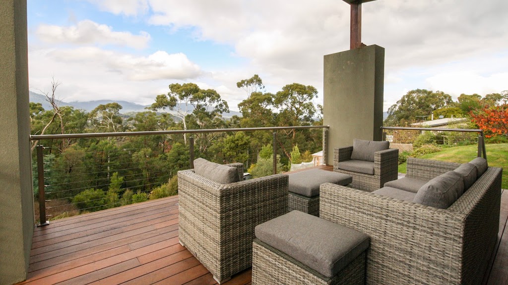 Hillcrest Holiday Home | lodging | 20 Hillcrest Grove, Healesville VIC 3777, Australia | 0409803189 OR +61 409 803 189
