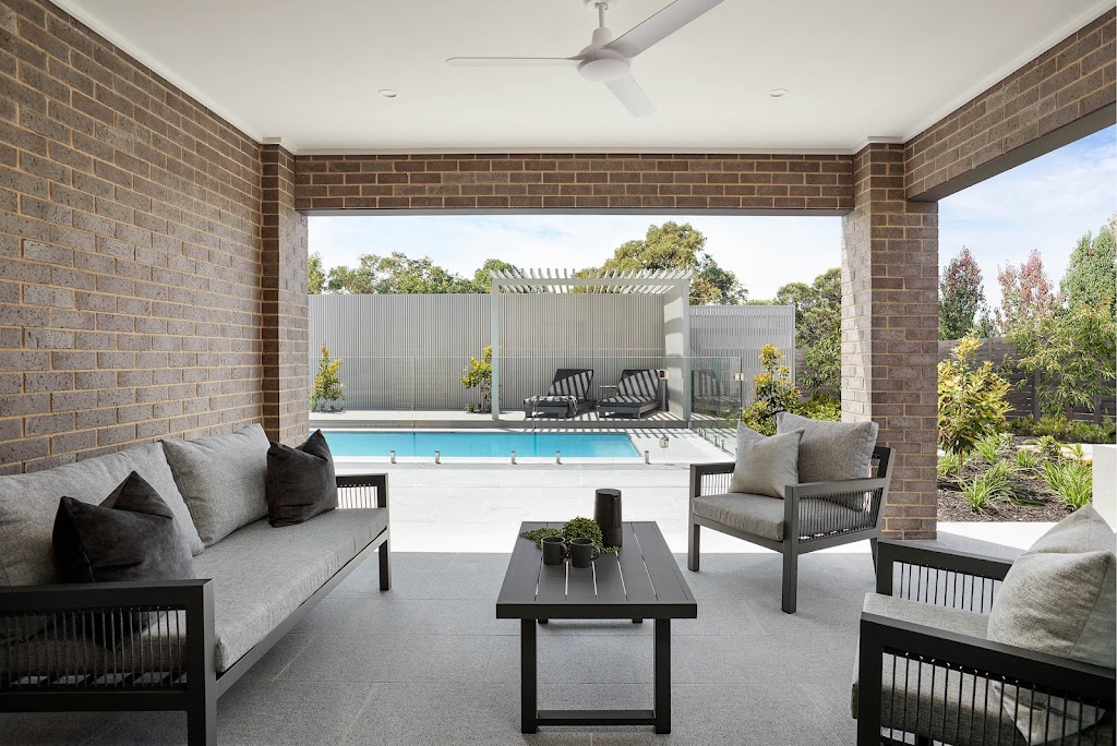 Fairhaven Homes - Orana Estate | 10 Baroda Ave, Clyde North VIC 3978, Australia | Phone: (03) 9704 4076