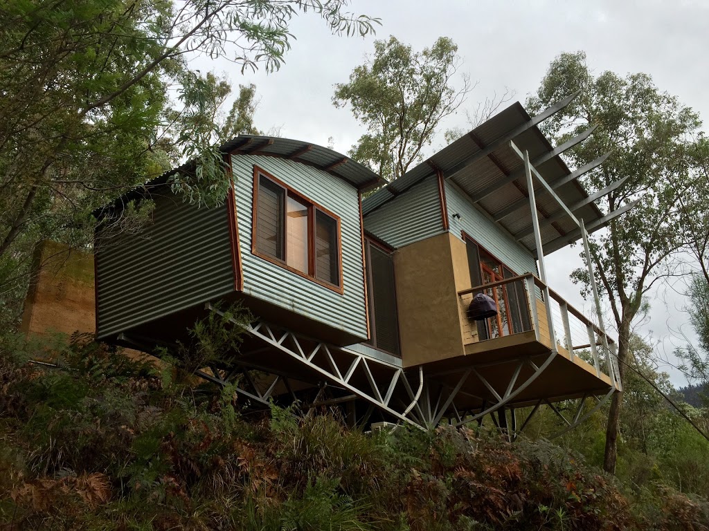 The Odd Frog - Luxury secluded studio accommodation. | lodging | 3 Mcfadyens Ln, Bright VIC 3741, Australia | 0418362791 OR +61 418 362 791