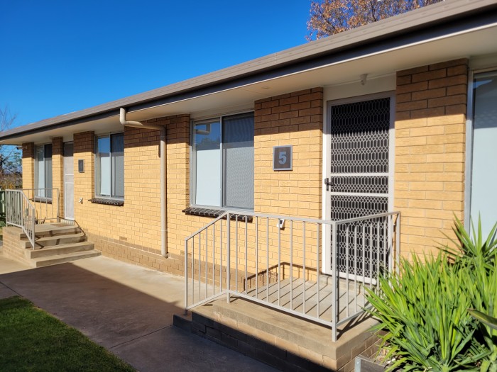 Golden Heritage Apartments Rutherglen | 32 Church St, Rutherglen VIC 3685, Australia | Phone: (03) 5728 1404