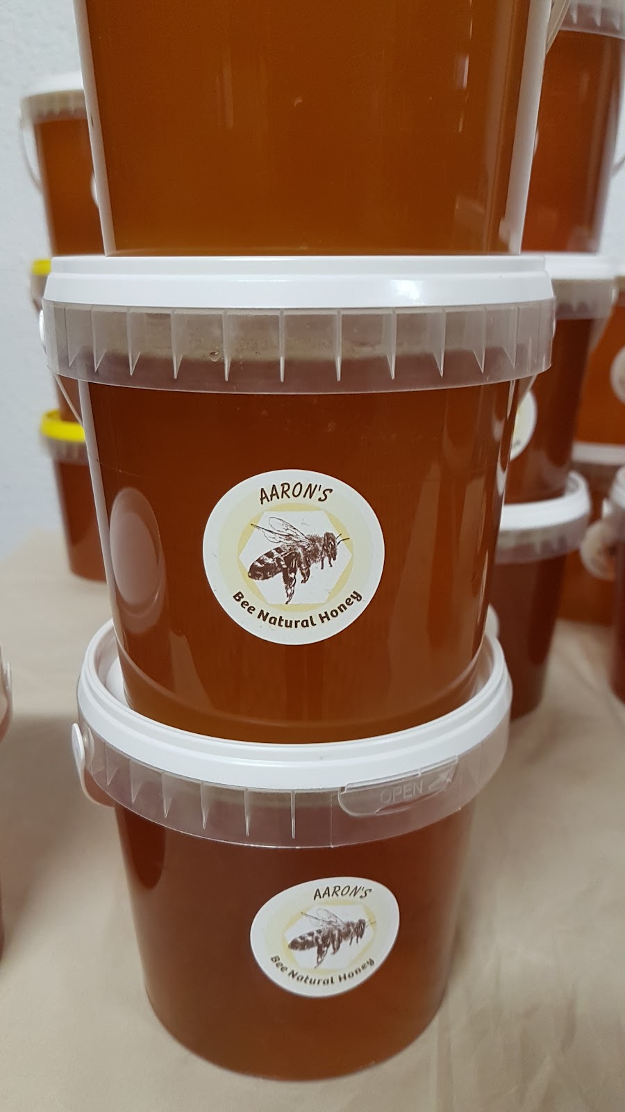 Bee Natural Honey | 79 Reedy Rd, Buckland Park SA 5120, Australia | Phone: 0417 839 733