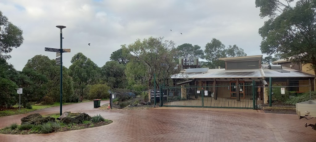 Piney Lakes Environmental Education Centre | tourist attraction | Leach Hwy &, Murdoch Dr, Winthrop WA 6150, Australia | 0893640790 OR +61 8 9364 0790