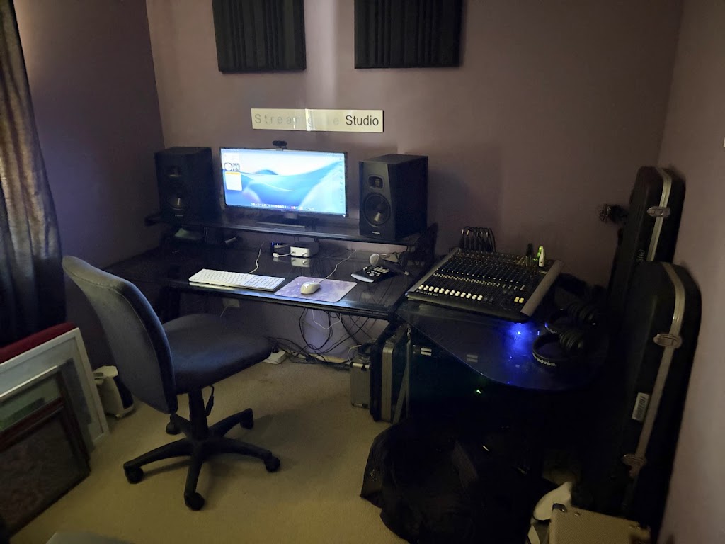Streamgate Studio | 9 Glenell St, Blaxland NSW 2774, Australia | Phone: 0419 223 216