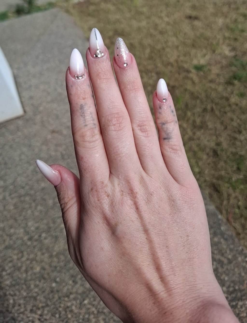 Beautiful Nails & Spa | 4 Blackscroft Rd, Thornhill Park VIC 3335, Australia | Phone: 0421 489 960