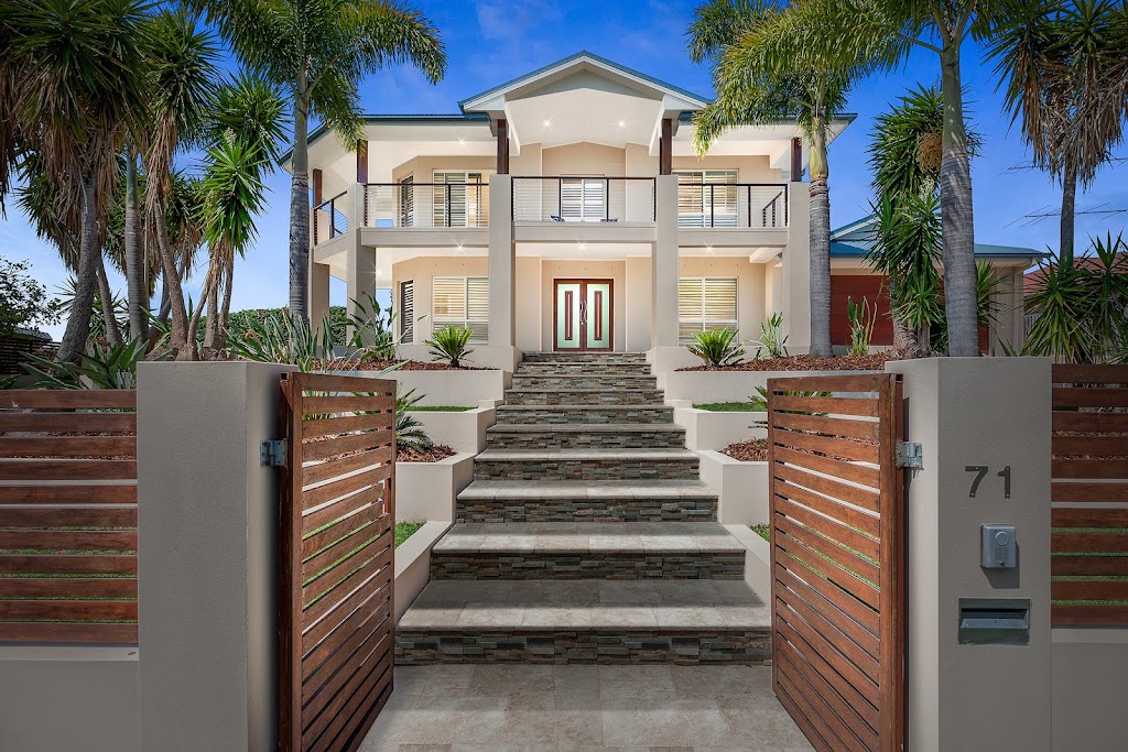 Coronis | 8/25 Pitcairn Way, Pacific Pines QLD 4211, Australia | Phone: (07) 5681 1707