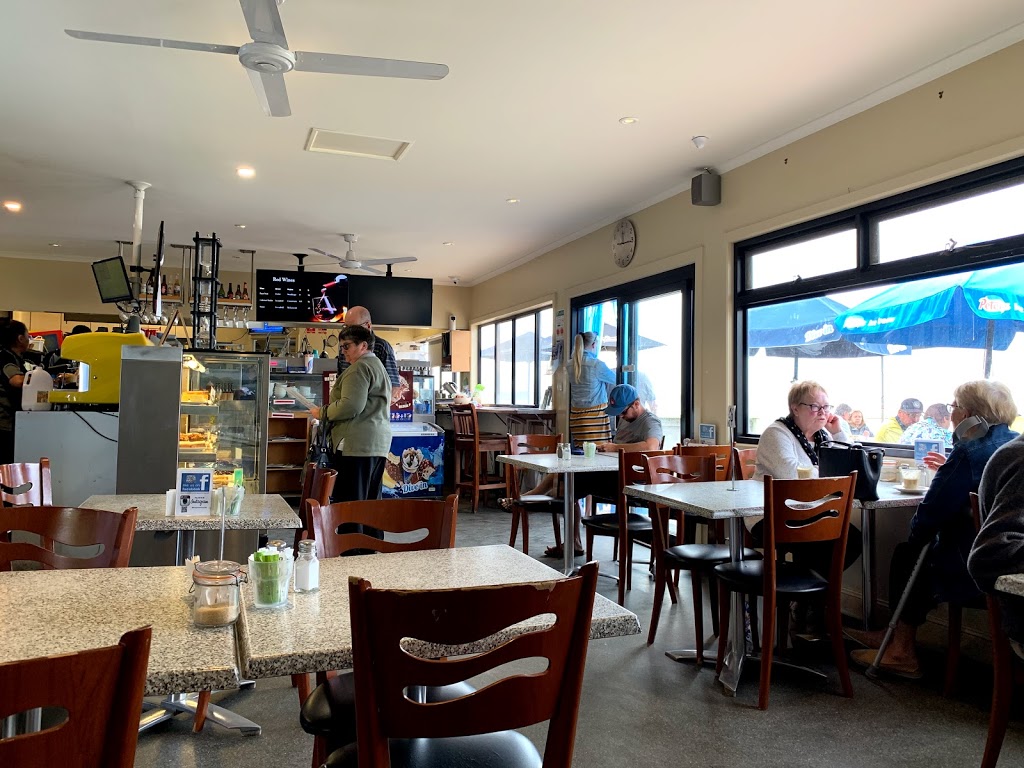 Bridgewater Bay Cafe | 1661 Bridgewater Rd, Cape Bridgewater VIC 3305, Australia | Phone: (03) 5526 7155